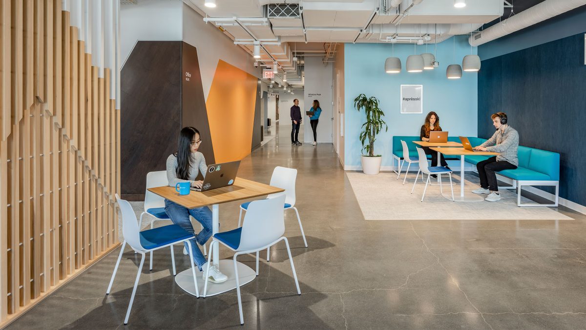 snowflake-san-mateo-office-interior-setting-area