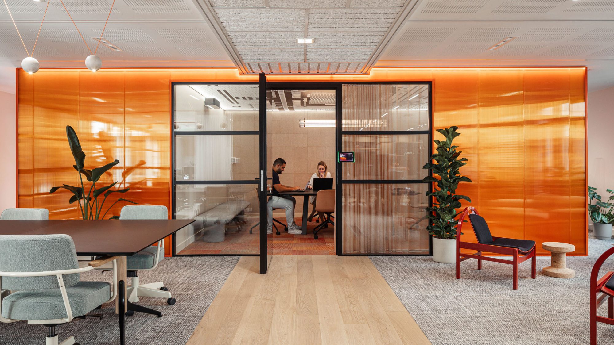 M Moser Paris office meeting room 