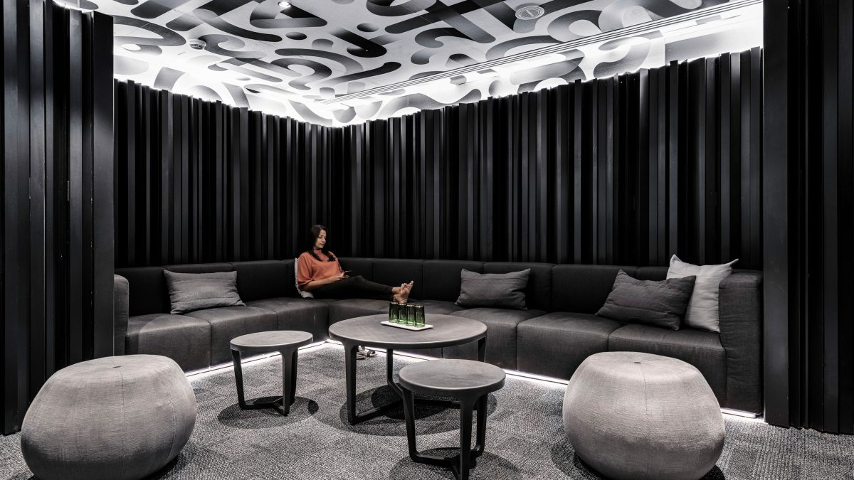 MMoser-London-Collaborative-Office-Space-Restorative-Space